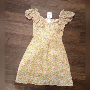 Peiran  Floral Puff Sleeve Mini Dress Size M New